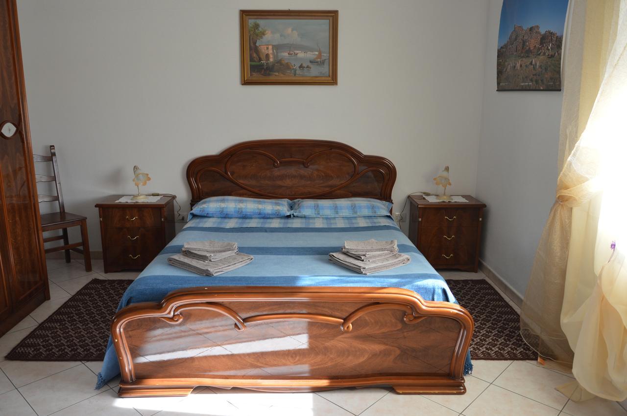Bed and Breakfast Pietro & Graziella Sorgono Екстер'єр фото